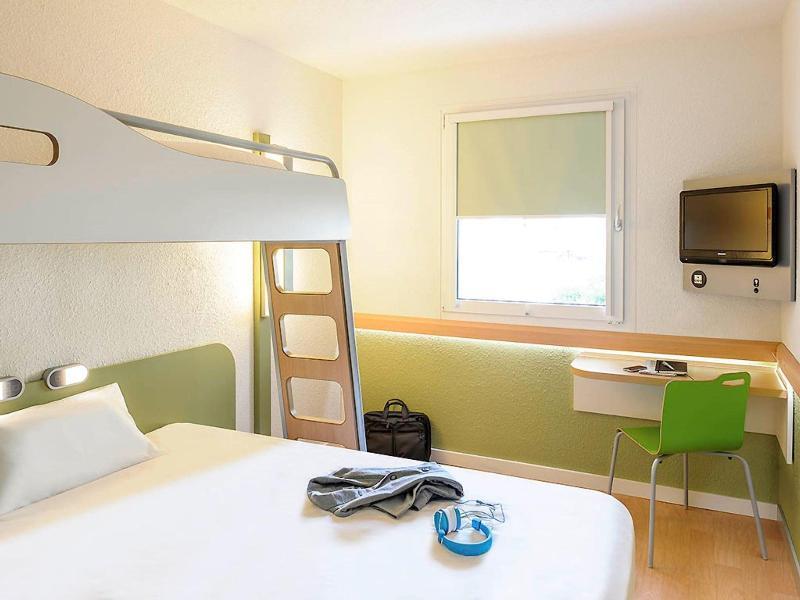 Ibis Budget Lille Ronchin - Stade Pierre Mauroy Экстерьер фото